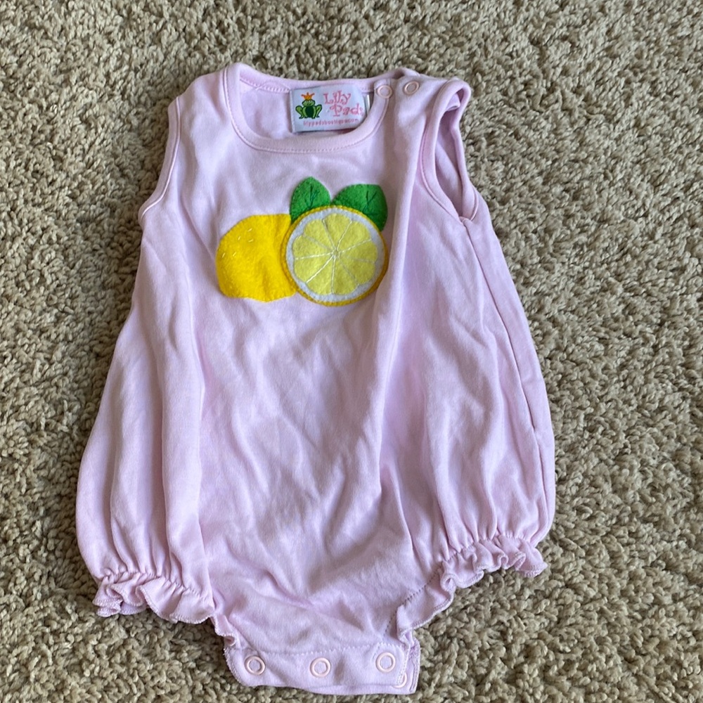 Pink bubble, lemon appliqué